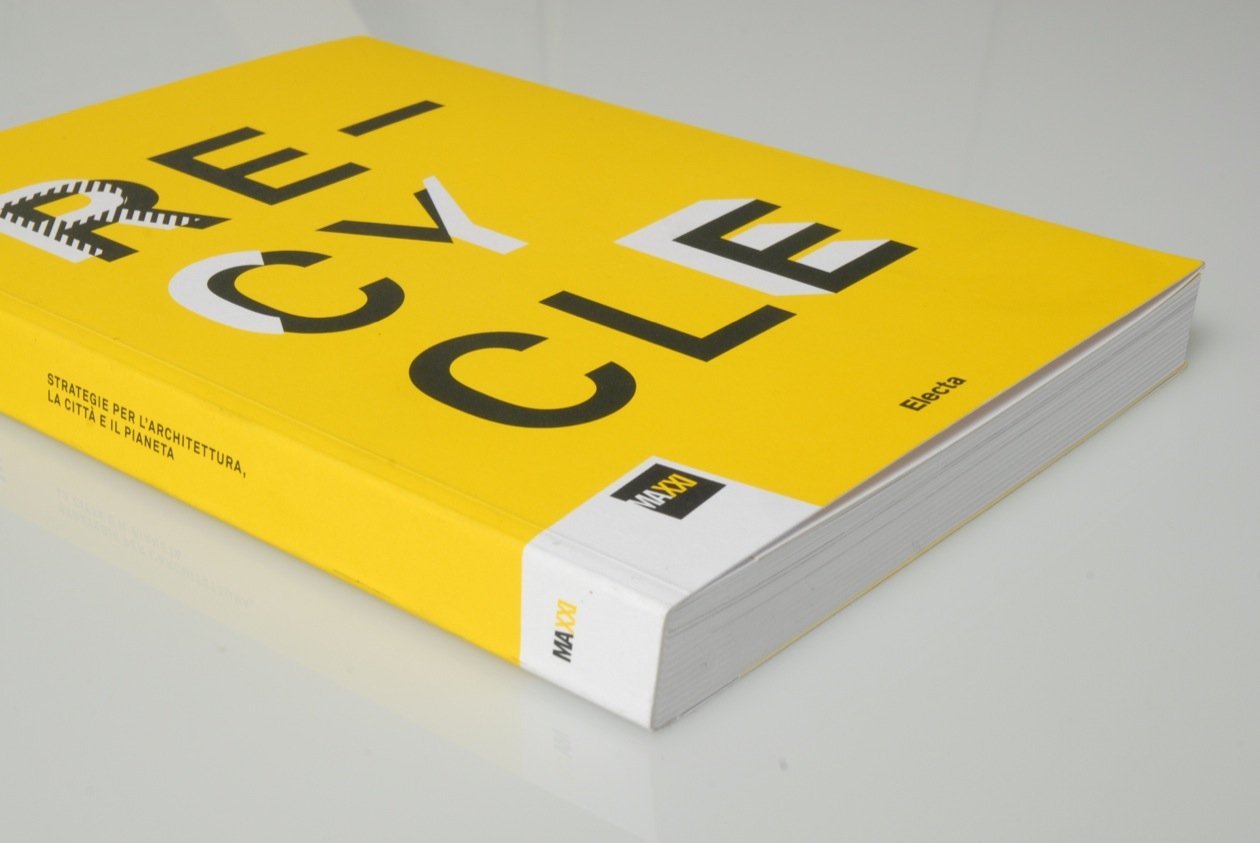 11_Re-Cycle_0259_1260